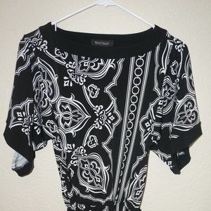 White House Black Market WHBM tunic top.